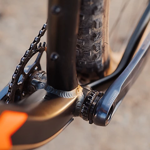 Feature MTB Threaded BB