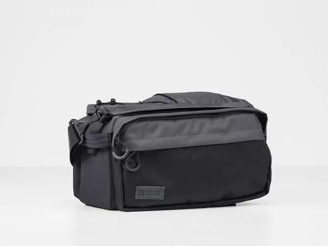 BontragerMIKUtilityTrunkWithPanniers_22739_A_Primary