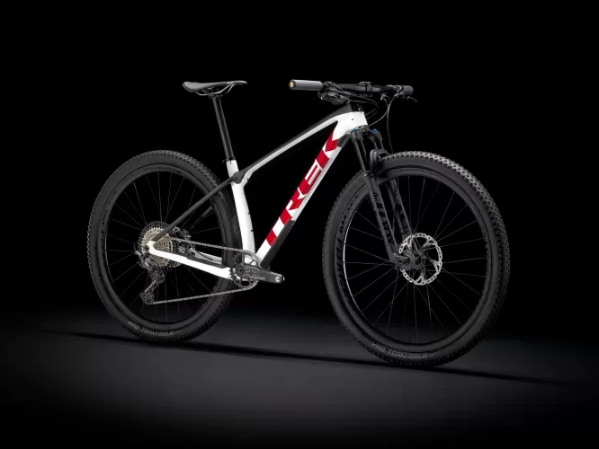 Procaliber98_21_33269_B_Crystalwhite-TrekBlack